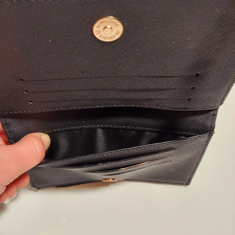 Marc Chantal compact black